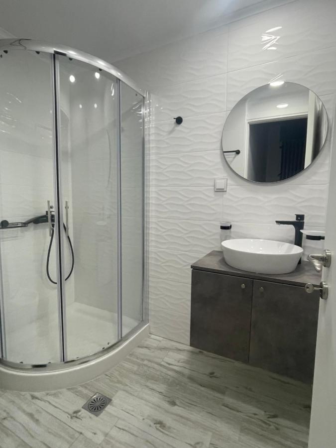 Sunshine Apartments And Rooms นิเกียนา ภายนอก รูปภาพ